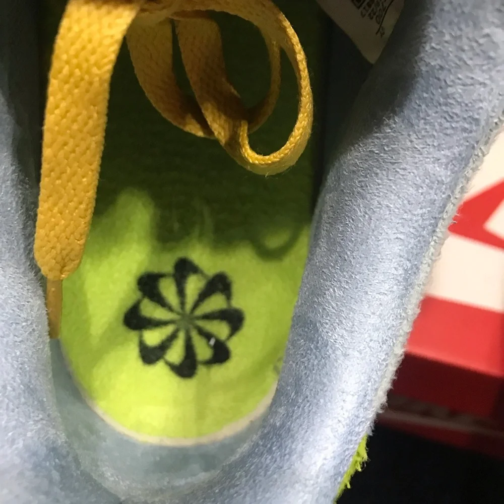 Nike Air Force 1 Sun Club - Picture 8 of 12